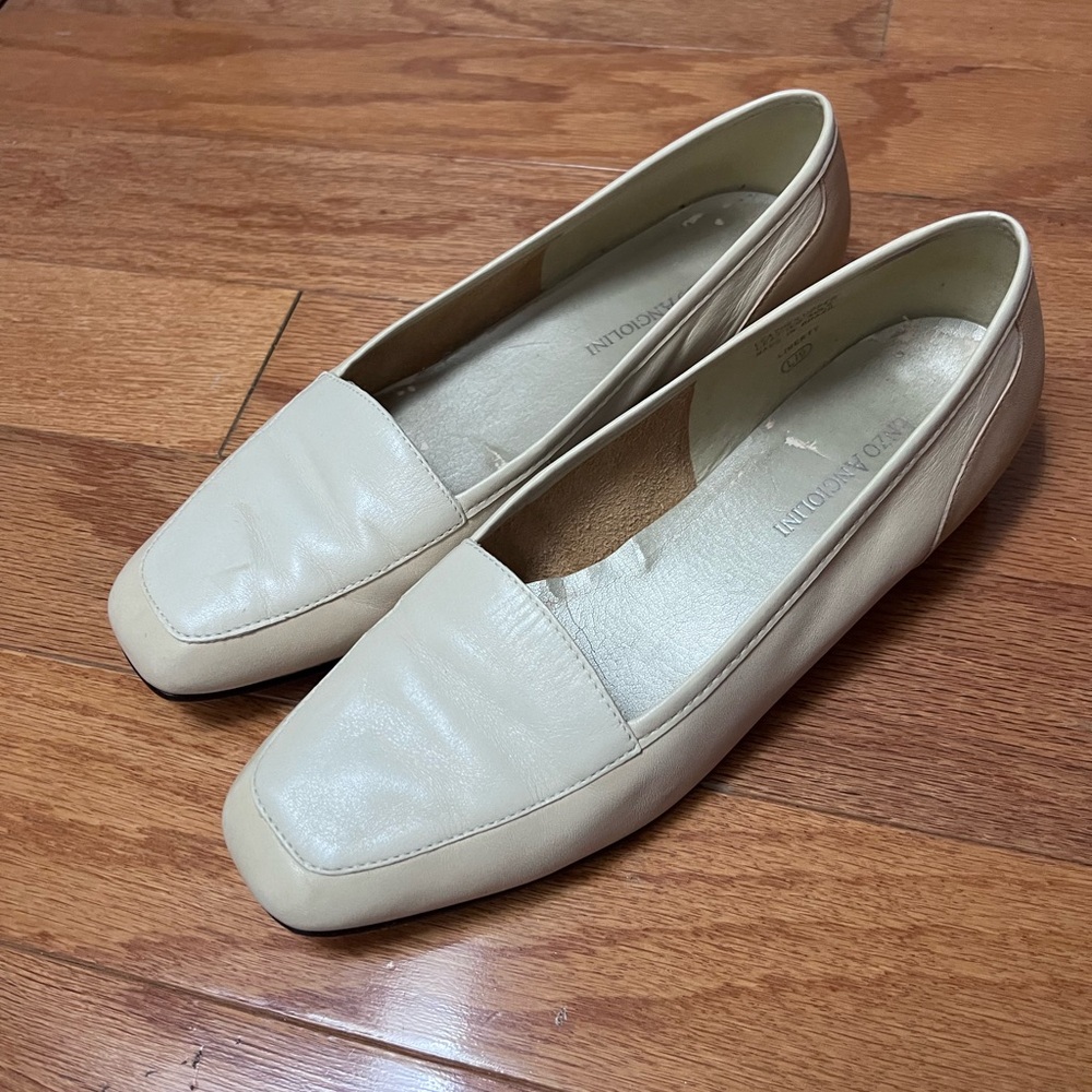 Enzo Angiolini Cream Leather Loafers Flats